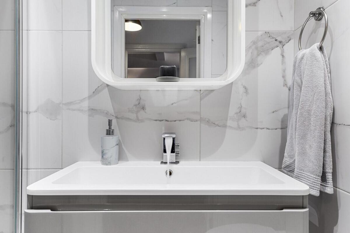 Central London Luxury, Relaxing Apartment! 2 Mins From Paddington Station! Ruang foto